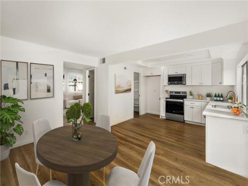 9841  Via Sonoma  , Cypress, CA