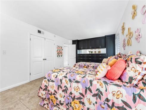 11474  Shippigan  , Cypress, CA