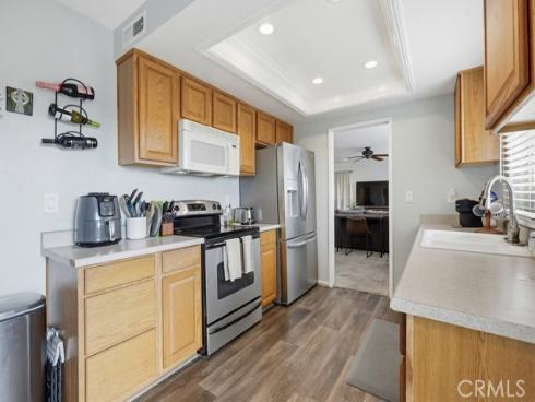 5843  La Jolla  28  Way, Cypress, CA