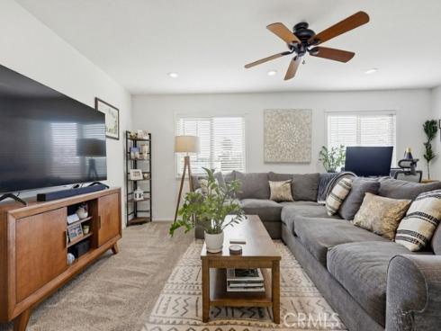 5843  La Jolla  28  Way, Cypress, CA