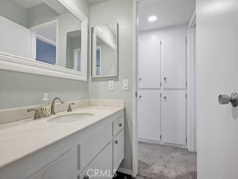 5843  La Jolla  28  Way, Cypress, CA