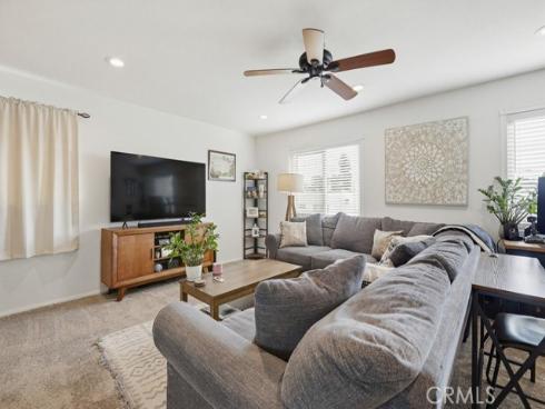 5843  La Jolla  28  Way, Cypress, CA