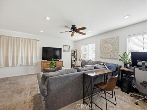 5843  La Jolla  28  Way, Cypress, CA