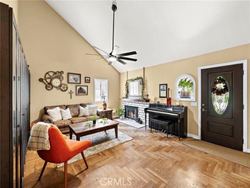 11580  Panay  , Cypress, CA