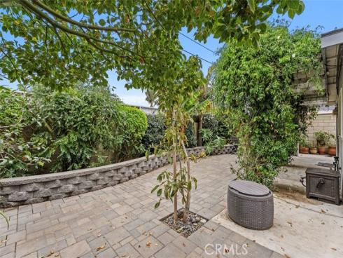 10411  Saint Alban  , Cypress, CA