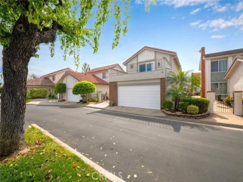 11371  Harkers   Court, Cypress, CA