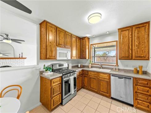 5482  Myra  , Cypress, CA