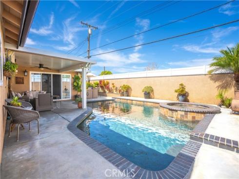 4611  Myra  , Cypress, CA