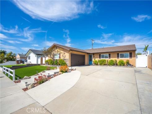 4611  Myra  , Cypress, CA