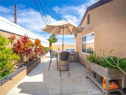 4611  Myra  , Cypress, CA