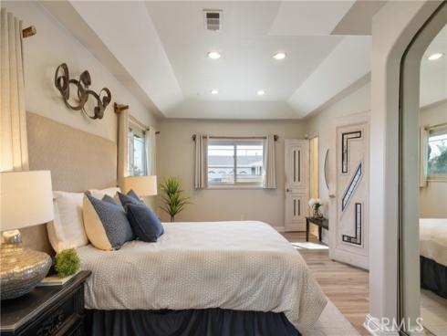 4811  Myra  , Cypress, CA