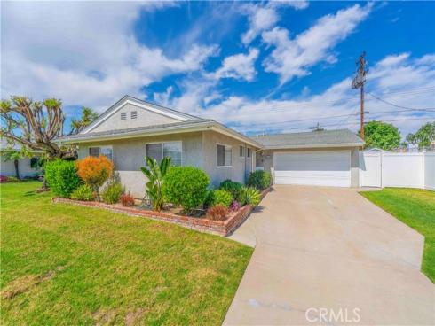 5101  Myra  , Cypress, CA