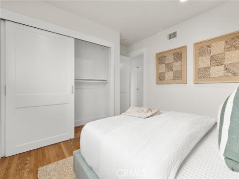 4972  Park  , Cypress, CA