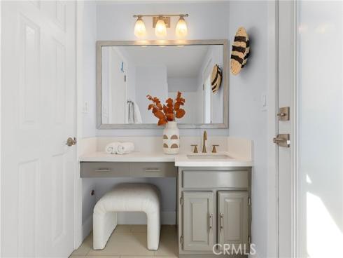 4972  Park  , Cypress, CA