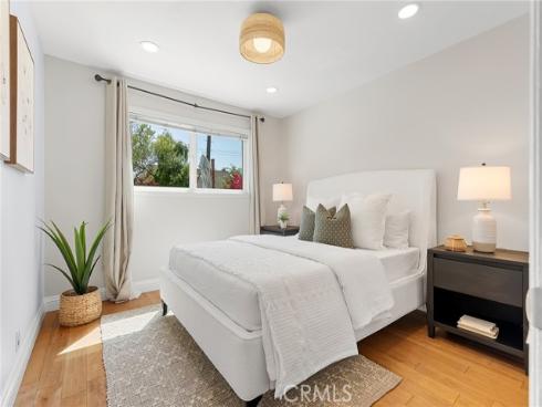 4972  Park  , Cypress, CA