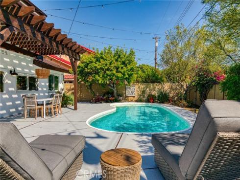 4972  Park  , Cypress, CA