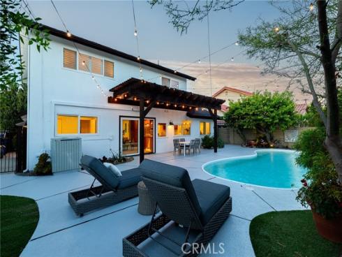 4972  Park  , Cypress, CA