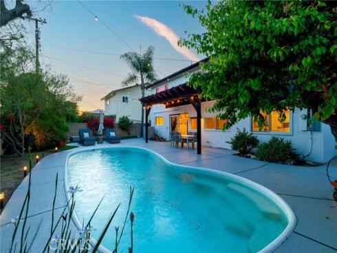 4972  Park  , Cypress, CA