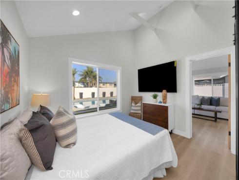 8326  Fontainbleau   Way, Cypress, CA