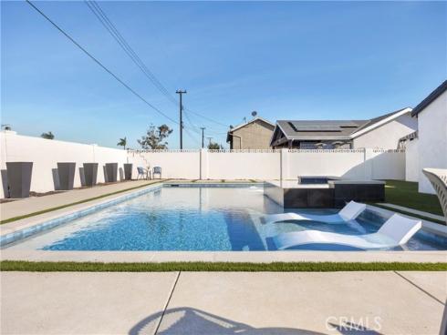 8326  Fontainbleau   Way, Cypress, CA