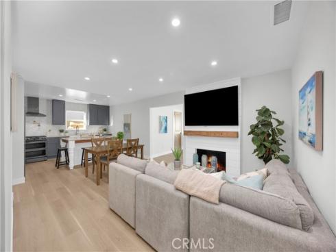 8326  Fontainbleau   Way, Cypress, CA