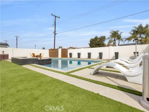 8326  Fontainbleau   Way, Cypress, CA