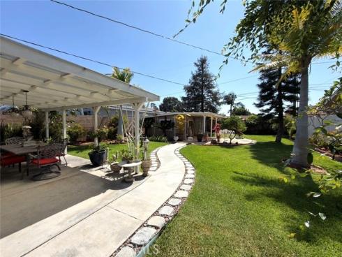 5552  Vonnie  , Cypress, CA