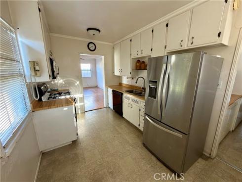 5552  Vonnie  , Cypress, CA