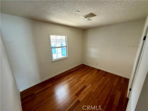 5552  Vonnie  , Cypress, CA