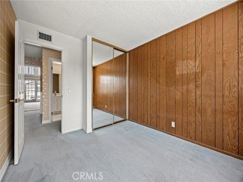 11335  Culebra  , Cypress, CA