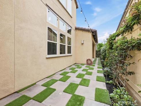 10866  Rojo   Court, Cypress, CA