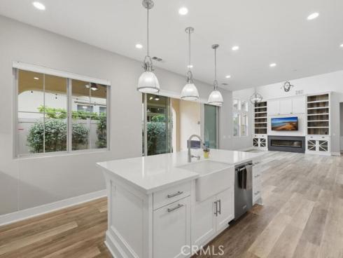 10866  Rojo   Court, Cypress, CA