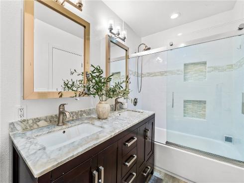 11631  New Zealand   Street, Cypress, CA