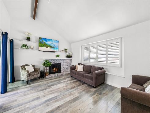 11631  New Zealand   Street, Cypress, CA