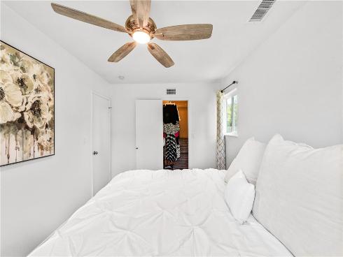 11631  New Zealand   Street, Cypress, CA