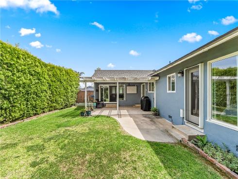 11631  New Zealand   Street, Cypress, CA