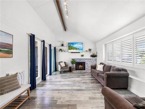 11631  New Zealand   Street, Cypress, CA