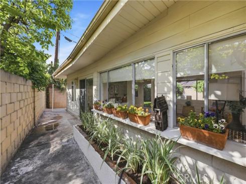 6722  Sambar  , Cypress, CA