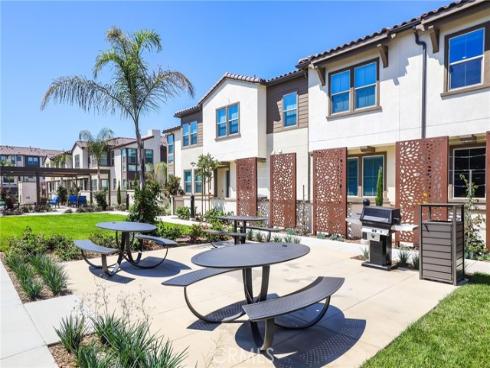 10518  Triple Crown  , Cypress, CA