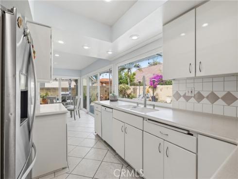 4395  Avenida Carmel  , Cypress, CA