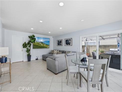 4395  Avenida Carmel  , Cypress, CA