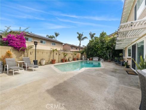 4395  Avenida Carmel  , Cypress, CA