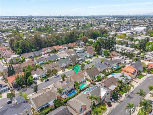 4395  Avenida Carmel  , Cypress, CA