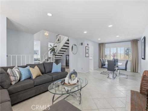 4395  Avenida Carmel  , Cypress, CA