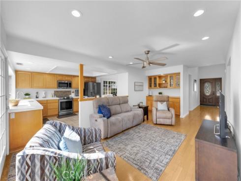 9326  Cambridge  , Cypress, CA