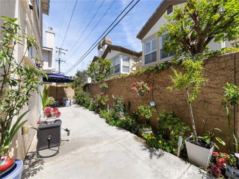 8692  Belmont  A  Street, Cypress, CA