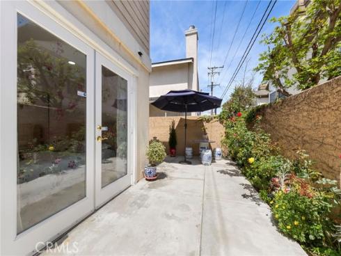 8692  Belmont  A  Street, Cypress, CA