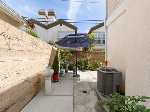 8692  Belmont  A  Street, Cypress, CA