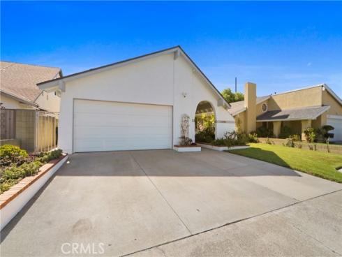 11685  Lakia  , Cypress, CA
