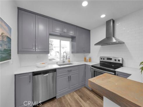 4681 Larwin , Cypress, CA